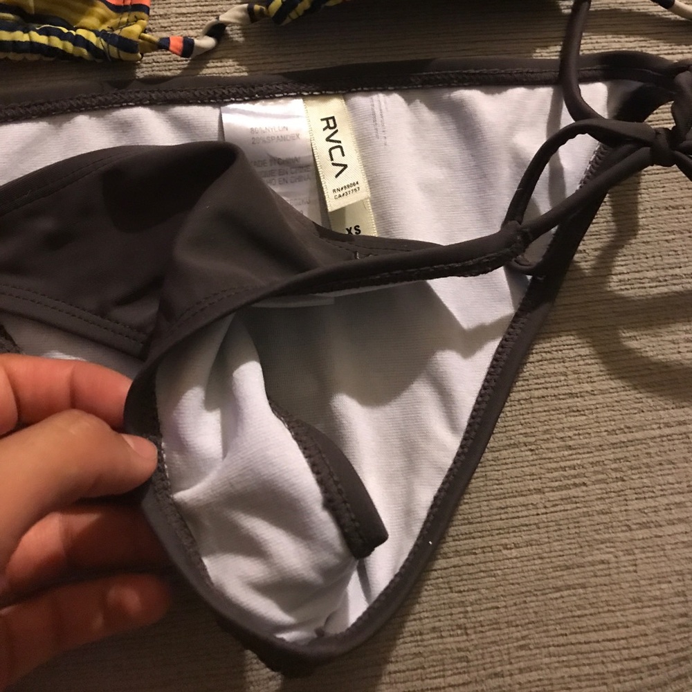 Rvca Bikini Set - image 2