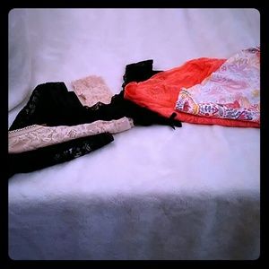 Lot of 5 Cute Lacy undies Size XL