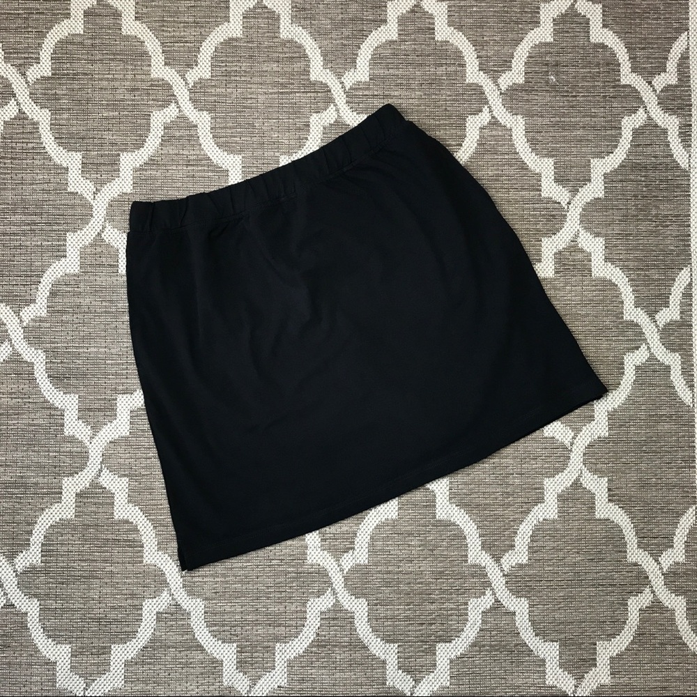 New with out tags. Woman Within Mini Skirt.