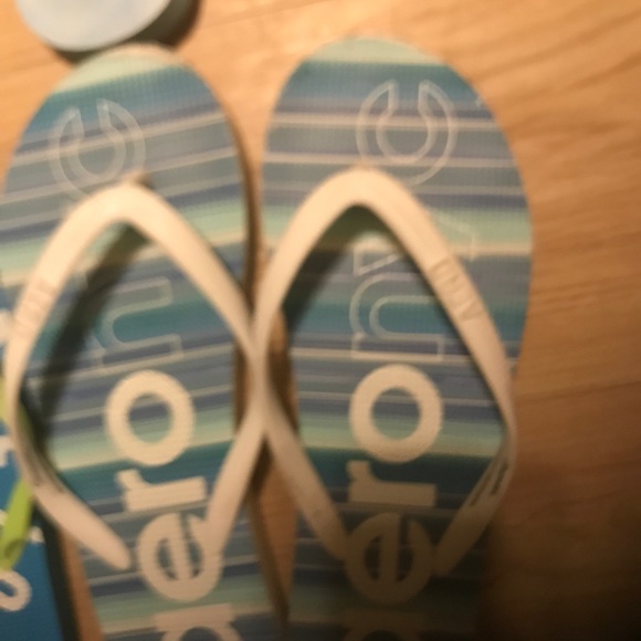AERO & ☀️✨🌈AMERICAN EAGLE FLIPFLOPS - Picture 3 of 4