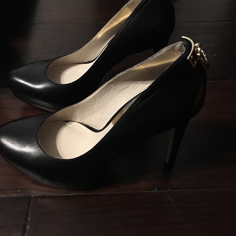 Black michael kors heels