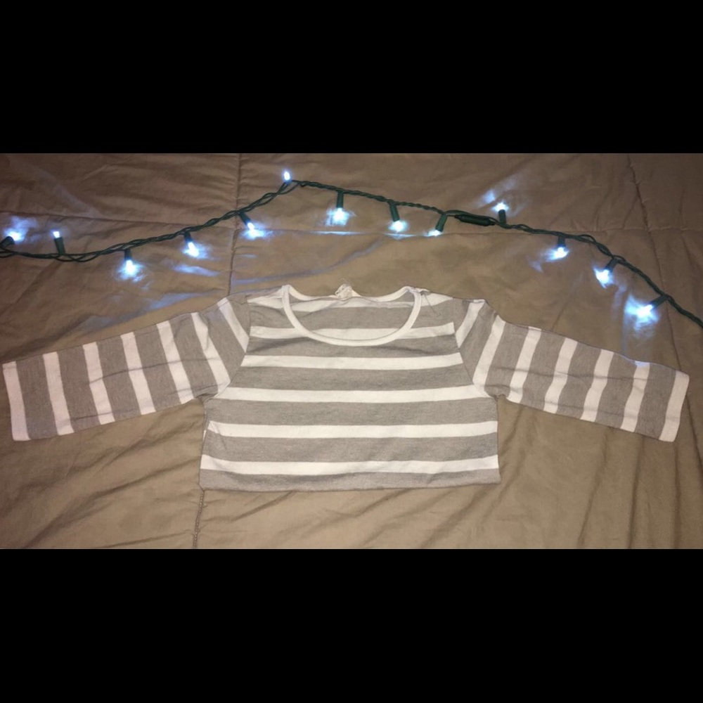 Girls Forever 21 stripped shirt