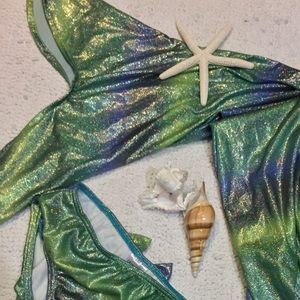Girls size 10 mermaid tail and bikin bottoms.
