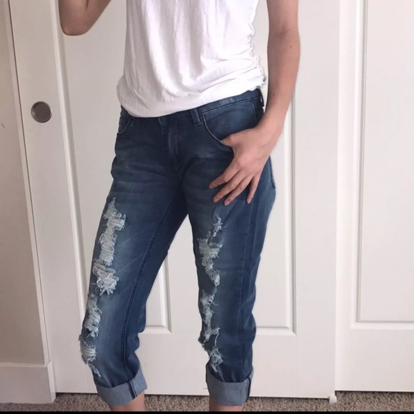 Mis-rise ripped jeans - Picture 1 of 3