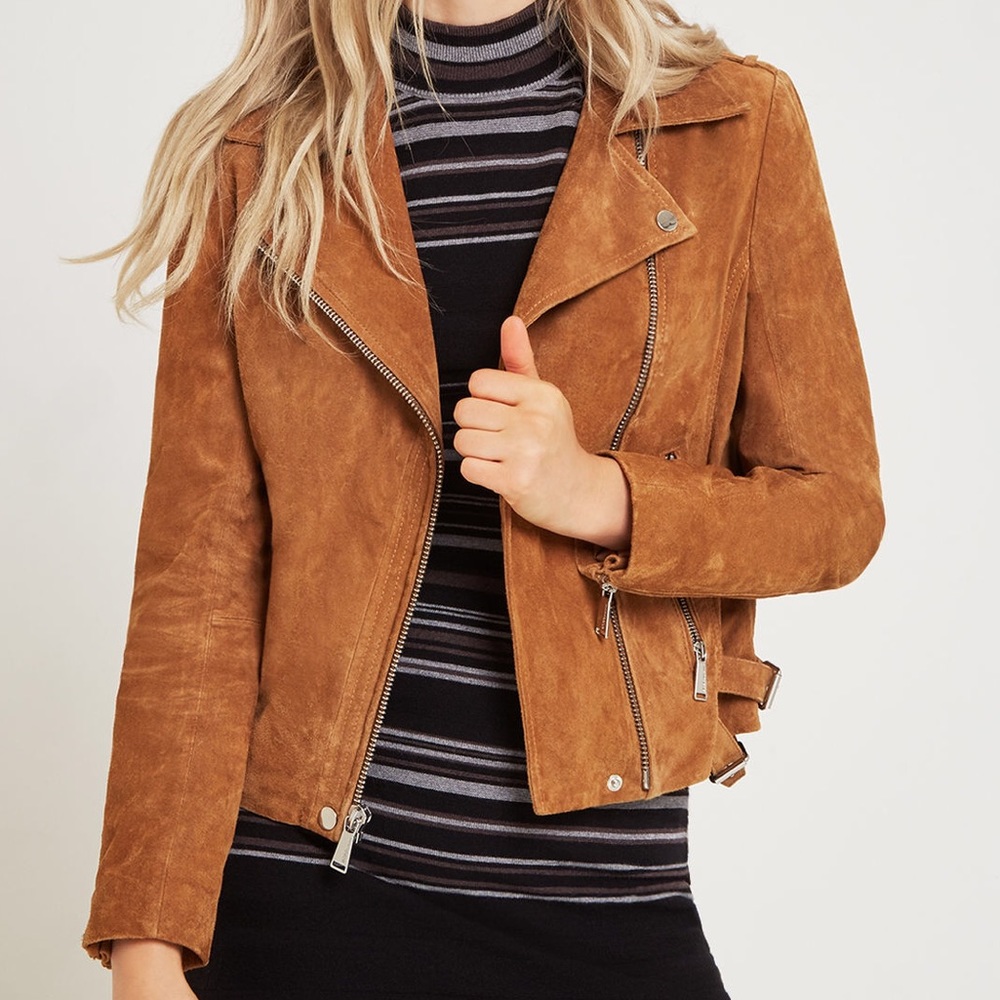 ❤️❤️ LABOR DAY SALE ❤️❤️BCBG suede jacket (camel)