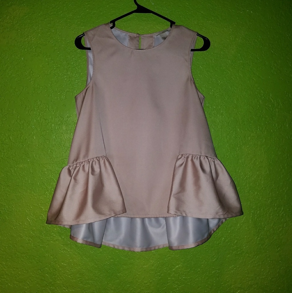 H & M Sleeveless Ruffled Top. Sz..6