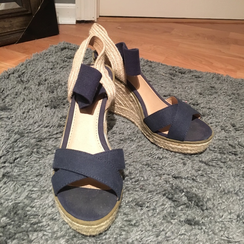 Cute, casual wedges!