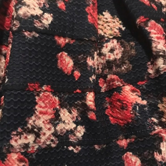 Puffy skirt - Picture 2 of 3