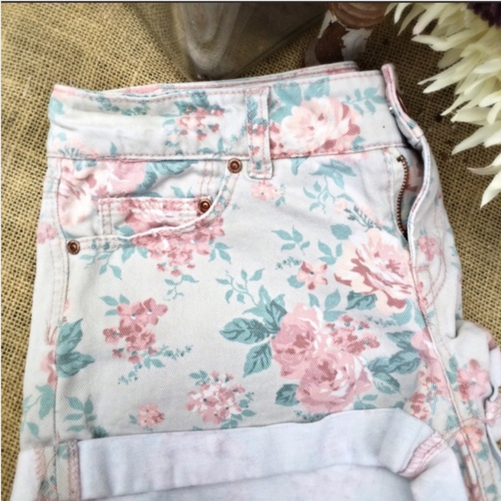 FLORAL Denim Cuffed Shorts L.O.G.G for H&M