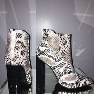 TOM FORD DUPE- SNAKESKIN FASHION BOOTS