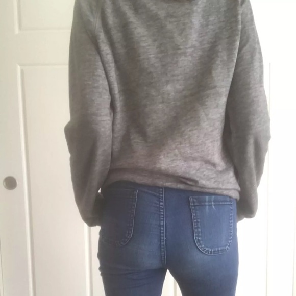 Comfy sweatshirt - Picture 2 of 3