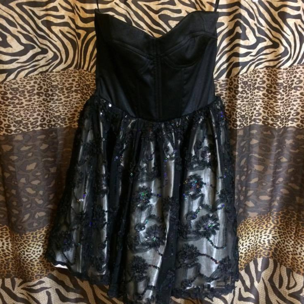 Dazzling Gold/Black Jessica McClintock Prom Dress
