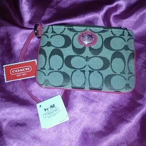 NEW COACH WRISTLET WATERMELON