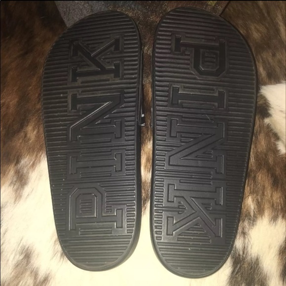 Victoria's Secret PINK Slides - Picture 2 of 4