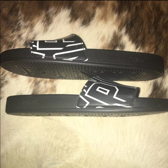 Victoria's Secret PINK Slides - Picture 3 of 4