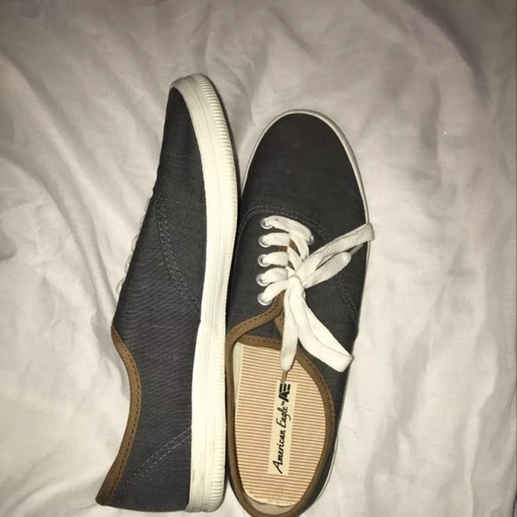 American eagle sneakers - Picture 3 of 3