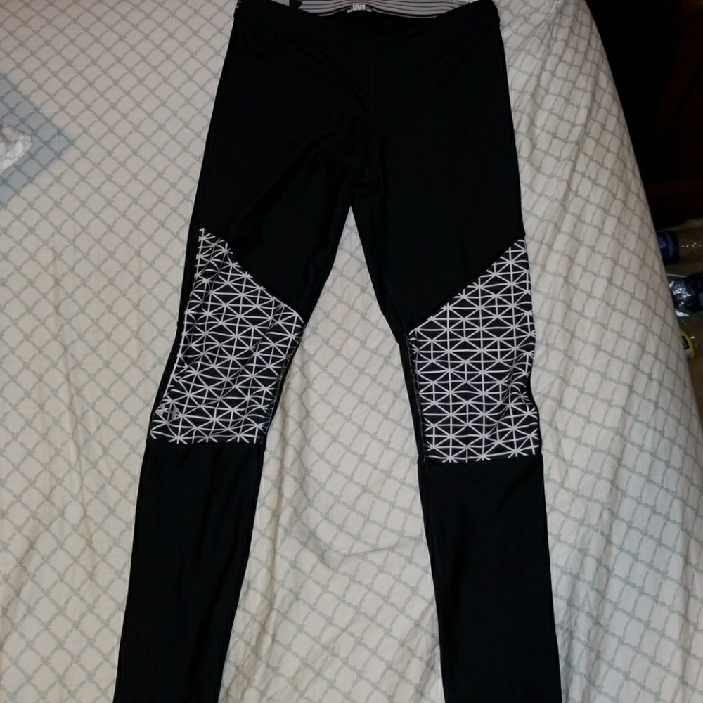 Under Armour workout tights