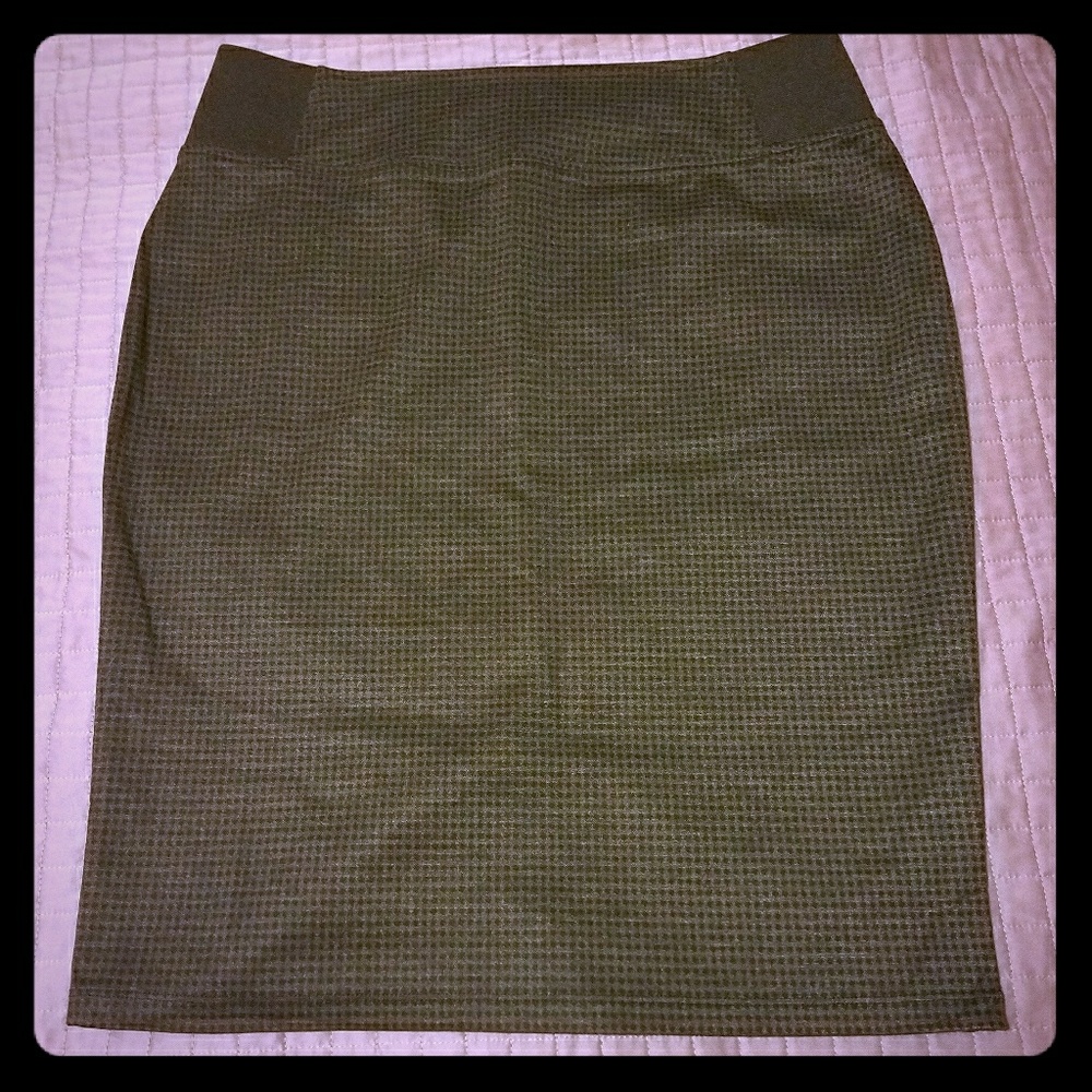 SOHO Apparel Skirt