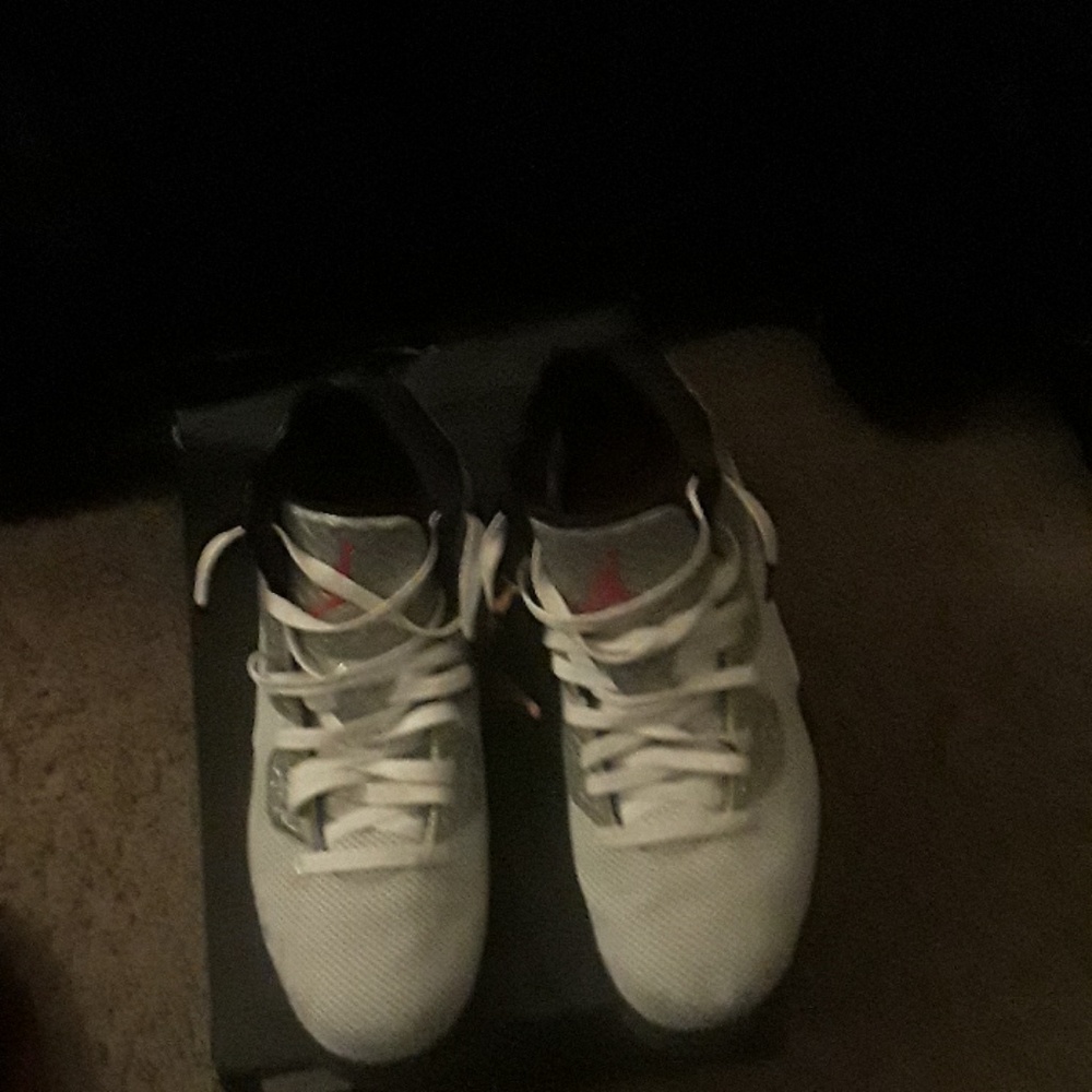 Jordan's spikes forty pe