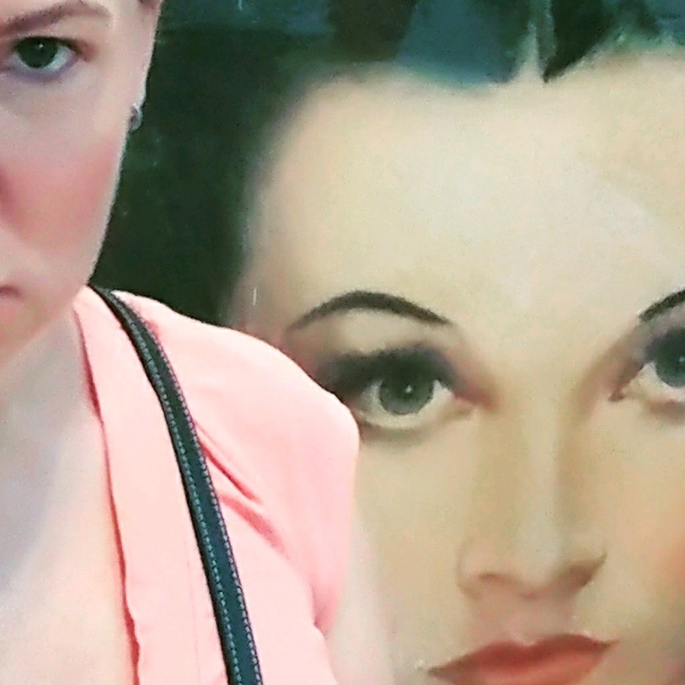 Meet your Posher, Robin