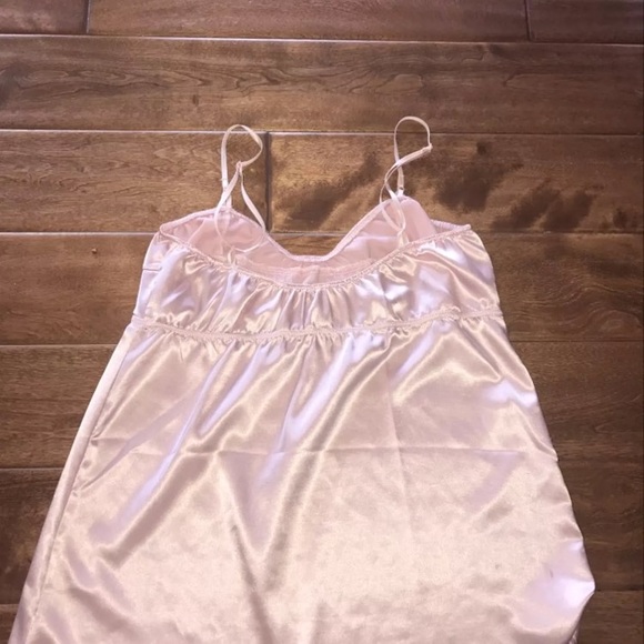 Pink silky top - Picture 2 of 4