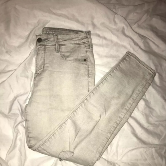Mid rise washed out jeans - Picture 2 of 3
