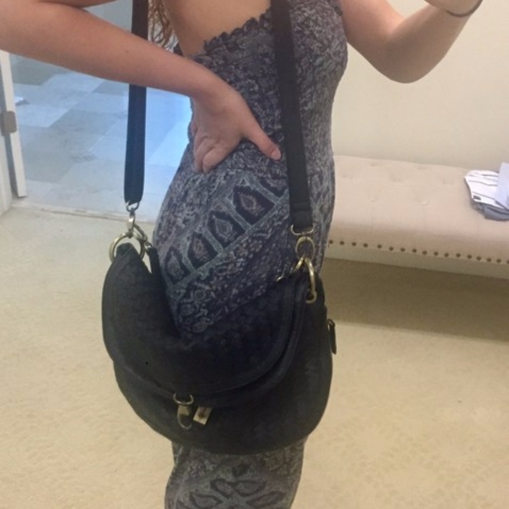 Steve Madden Black Woven Shoulderbag