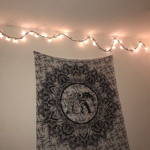 Meet your Posher, Ester