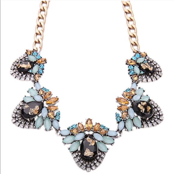 Statement Necklace - Picture 2 of 7