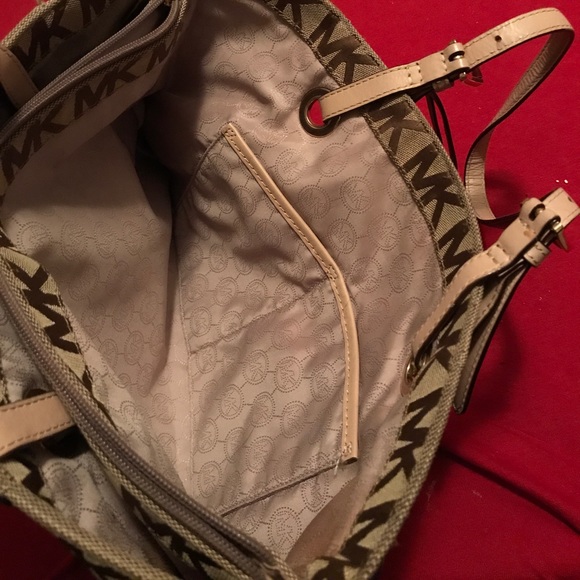 MICHAEL KORS - Picture 5 of 6