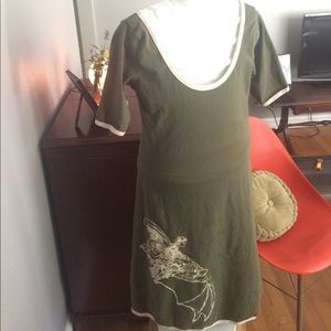 Green short sleeved dress size large