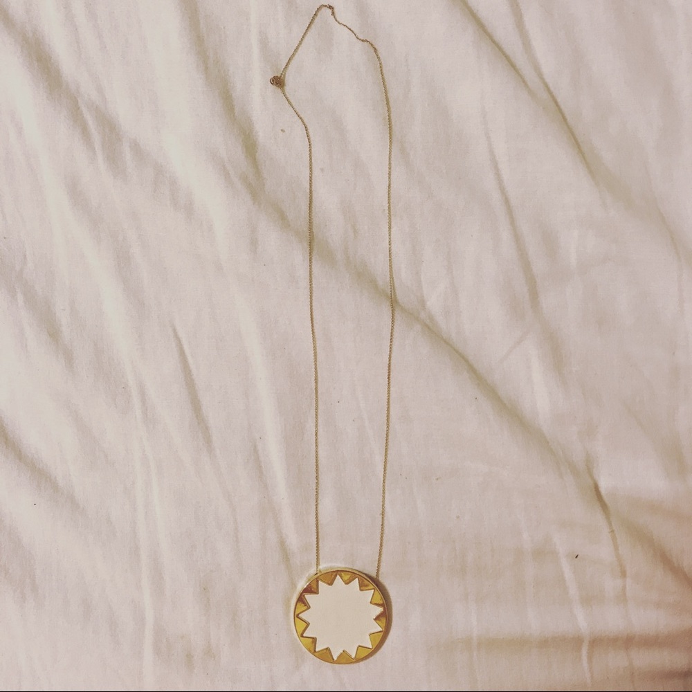 House of Harlow Shite Sundance Necklace