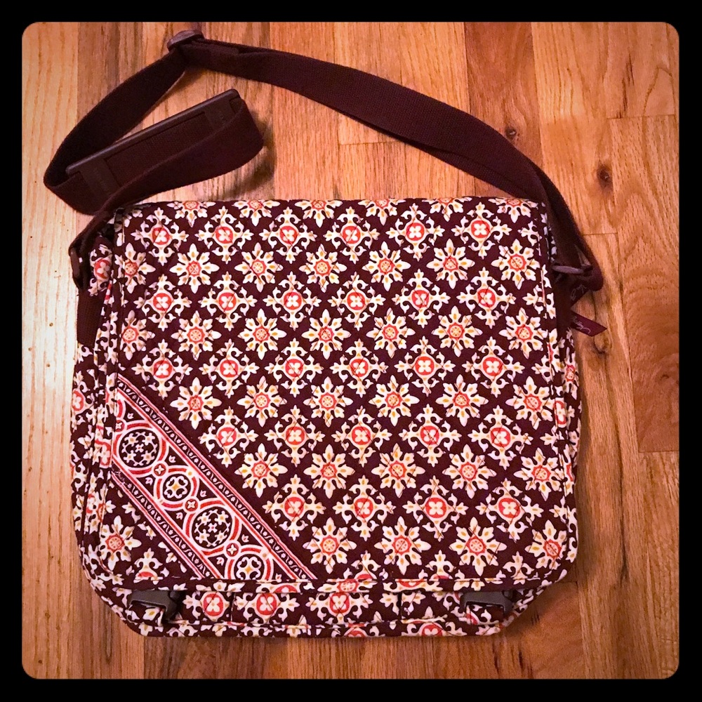 Vera Bradley Messenger Laptop Bag Medallion