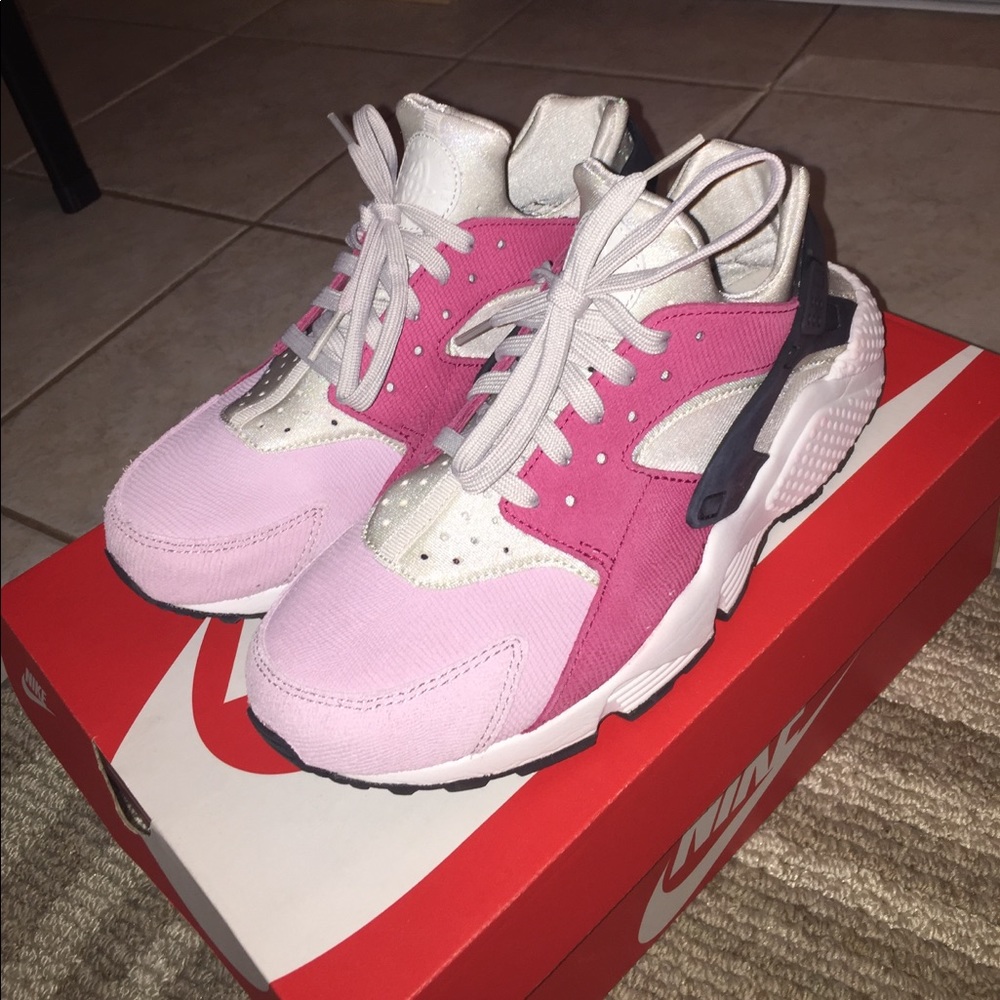 Women's Air Huarache Run