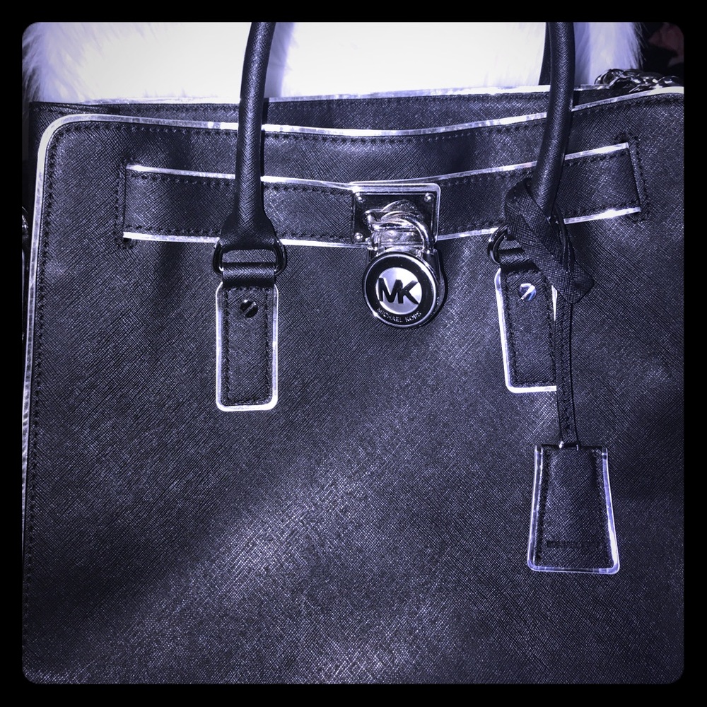 Michael Kors Hamilton Black With Silver Accents