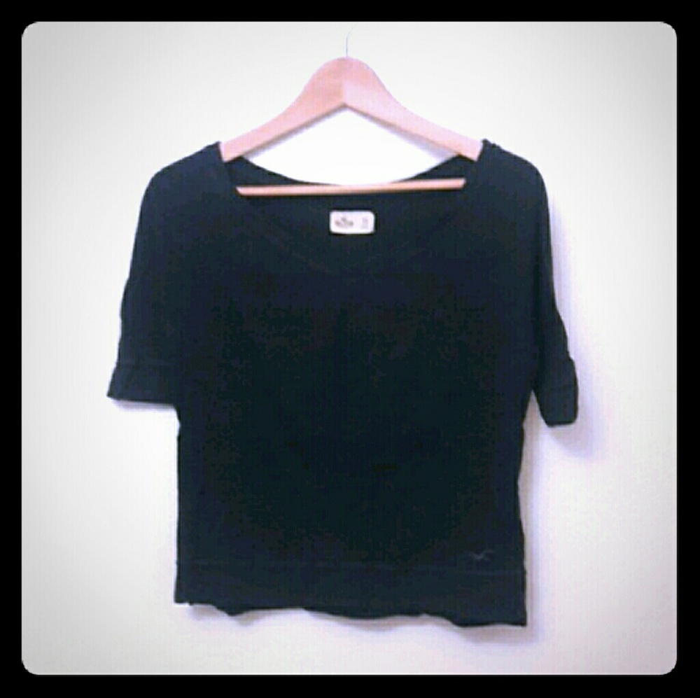 Navy Hollister shirt