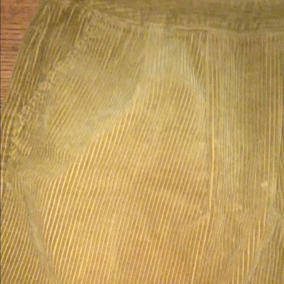 Corduroy skirt - Picture 3 of 3