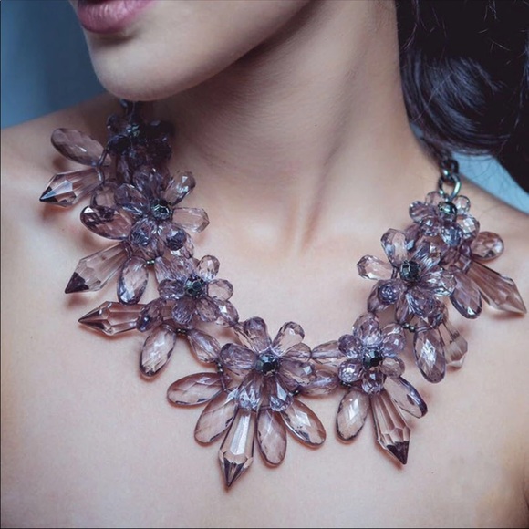Statement Necklace - Picture 2 of 6