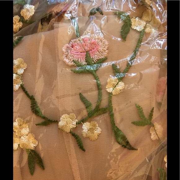 Floral Embroidered Maxi Skirt - Picture 7 of 8