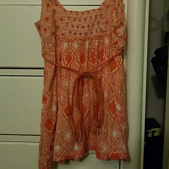 Summer Top - Picture 4 of 4