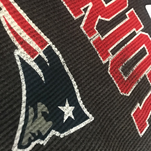 New England Patriots Big and Tall Thermal LS Tee - Picture 3 of 3