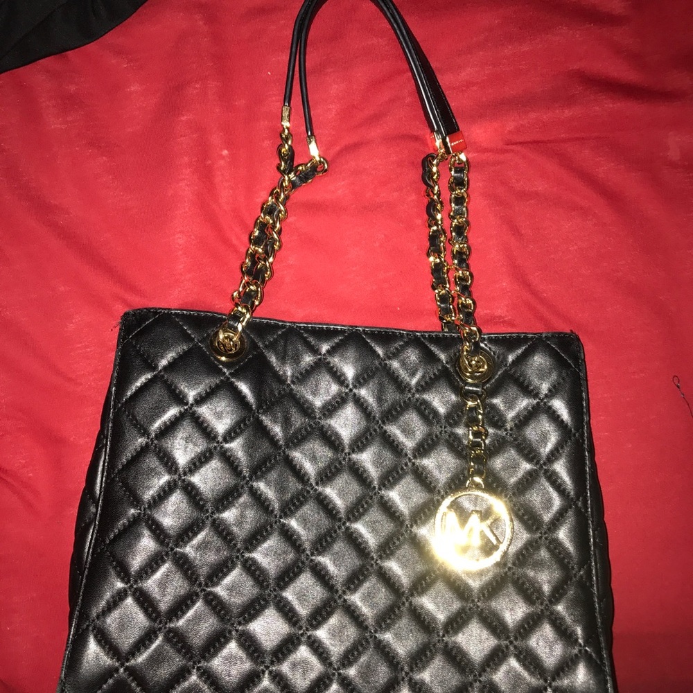 Michael Kors Savannah Medium Purse