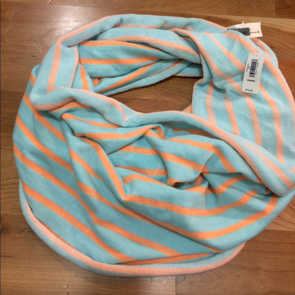 Infinity scarf