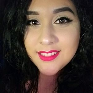 Meet your Posher, Marlenne