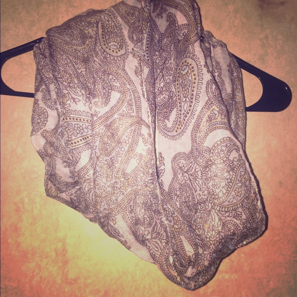 Scarf!