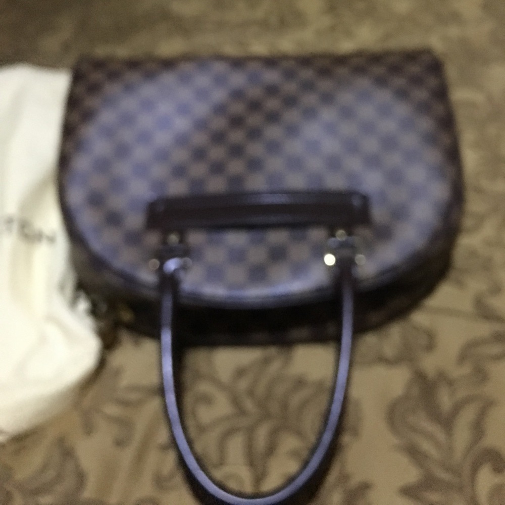 LV  Handbag  Authentic Authentic