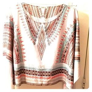 Arden B accent top