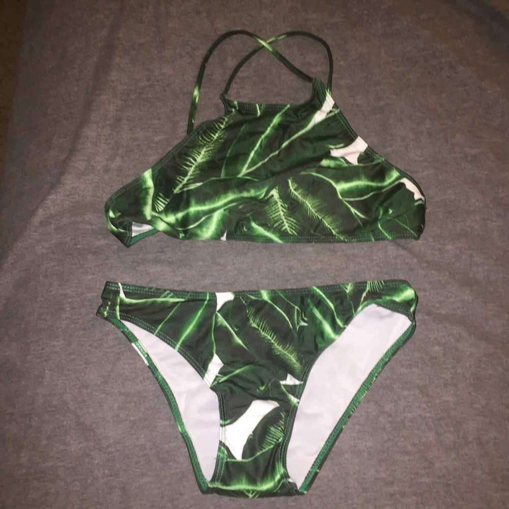 High-neck leafy print bikini set