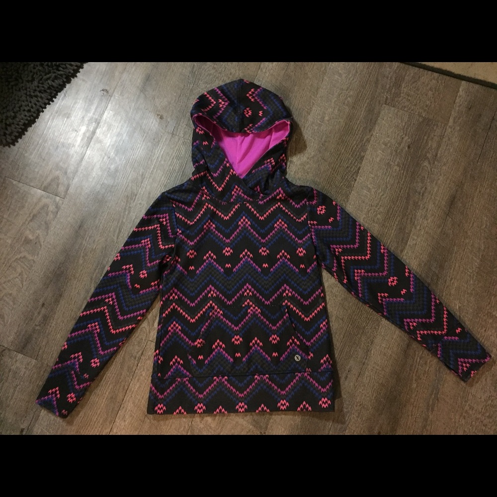 Medium girls Xersion hoodie. NWOT.