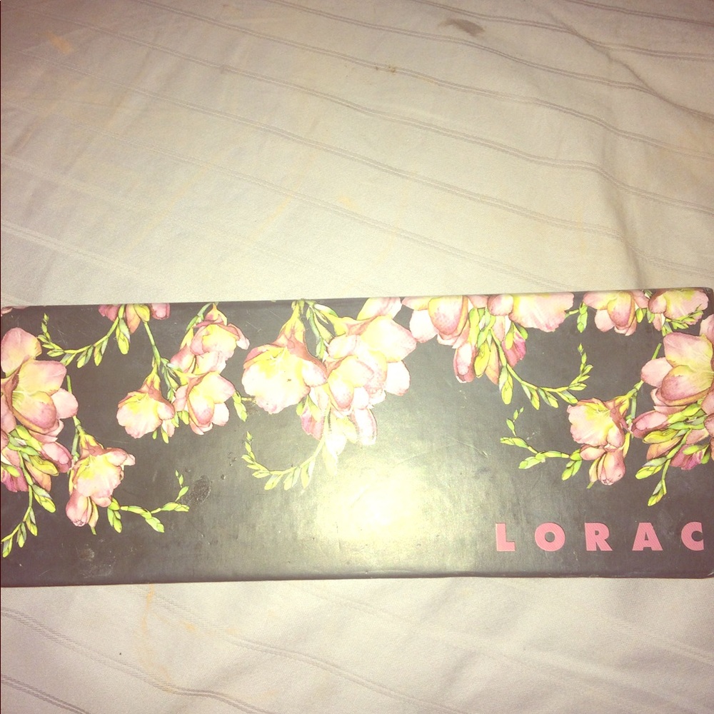 Lorac refined romance pallet!